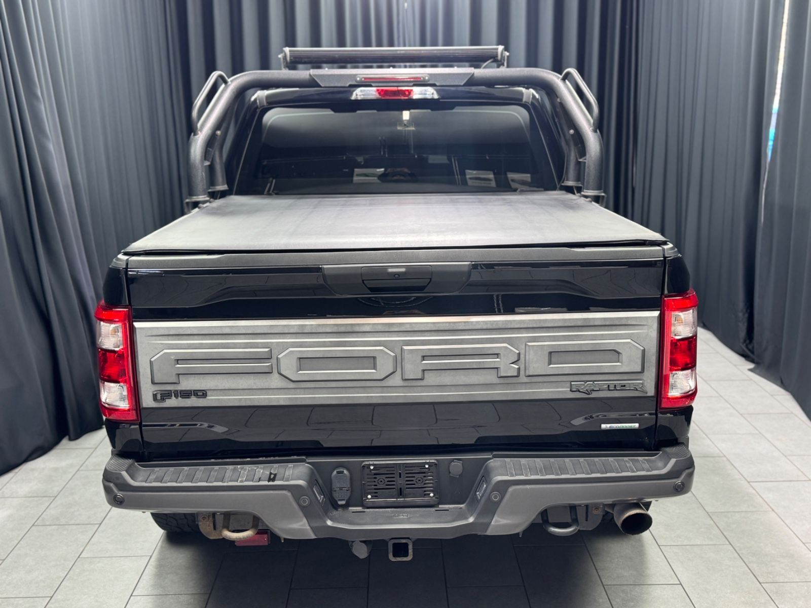 Fahrzeugabbildung Ford F 150 RAPTOR SVT|OFFROAD 20 ZOLL| 6-SITZ|NAVI|