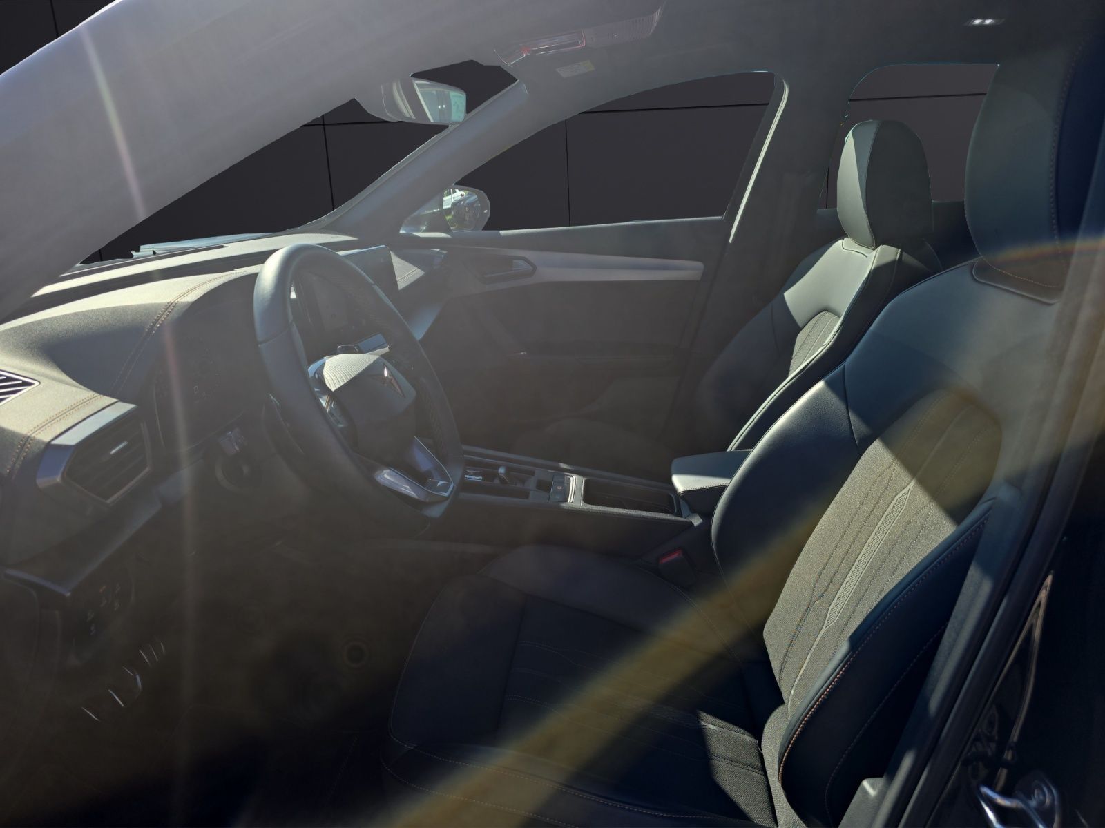 Fahrzeugabbildung CUPRA Formentor Basis 1.5 TSI DSG ACC KAMERA PANORAMAD