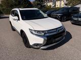 Mitsubishi Outlander 4WD / 7xSITZER / ACC / LEDER / S-DACH - Mitsubishi Outlander Gebrauchtwagen in Nürnberg