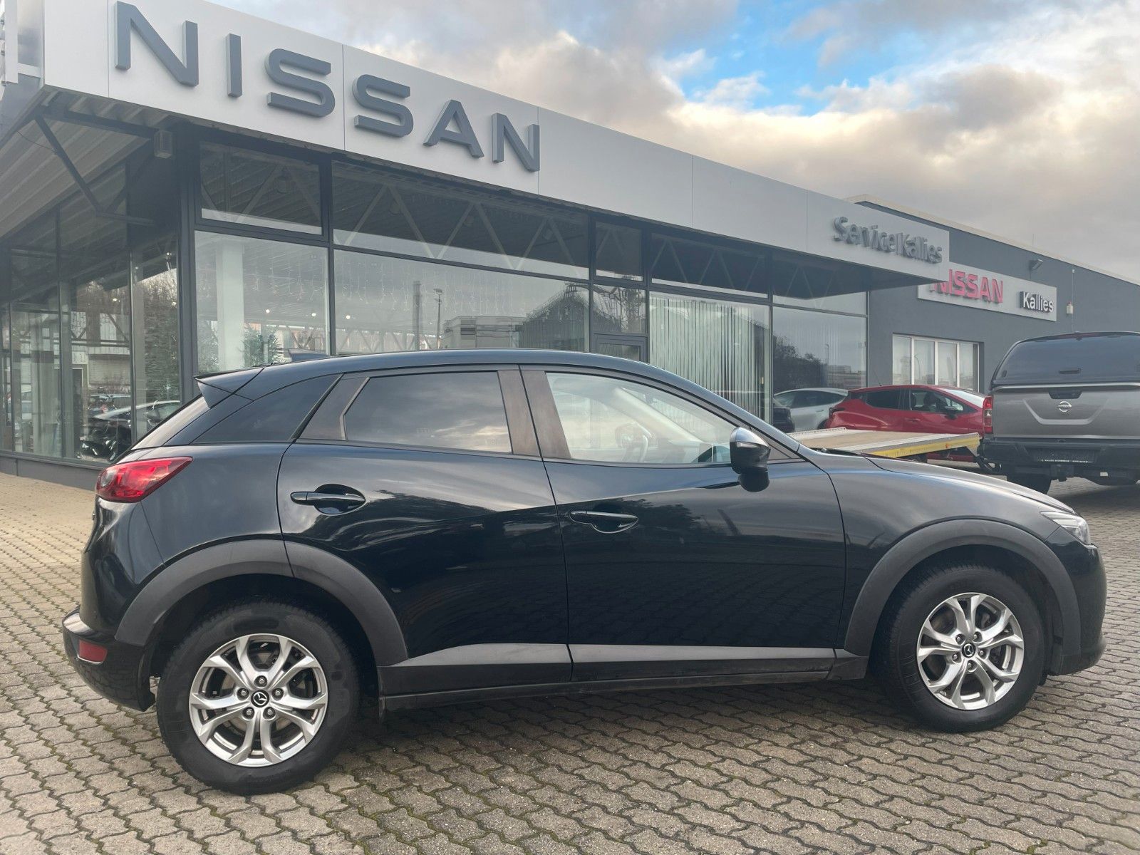 Fahrzeugabbildung Mazda CX-3 Exclusive-Line