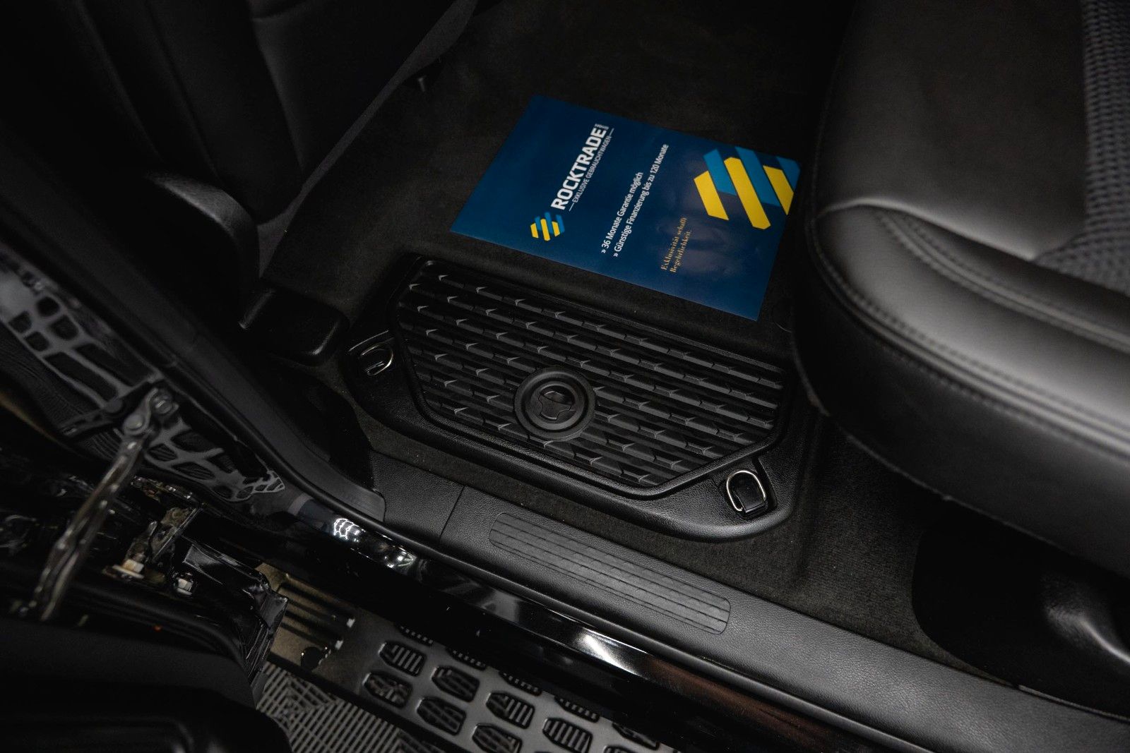 Fahrzeugabbildung Dodge RAM 5.7 V8 HEMI 4x4 Offroad Night-Edition LPG