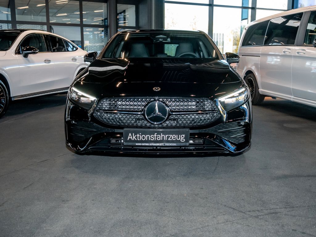 Mercedes-Benz A 200 AMG NIGHT PANO 19'' SOUND 360° imagem 3