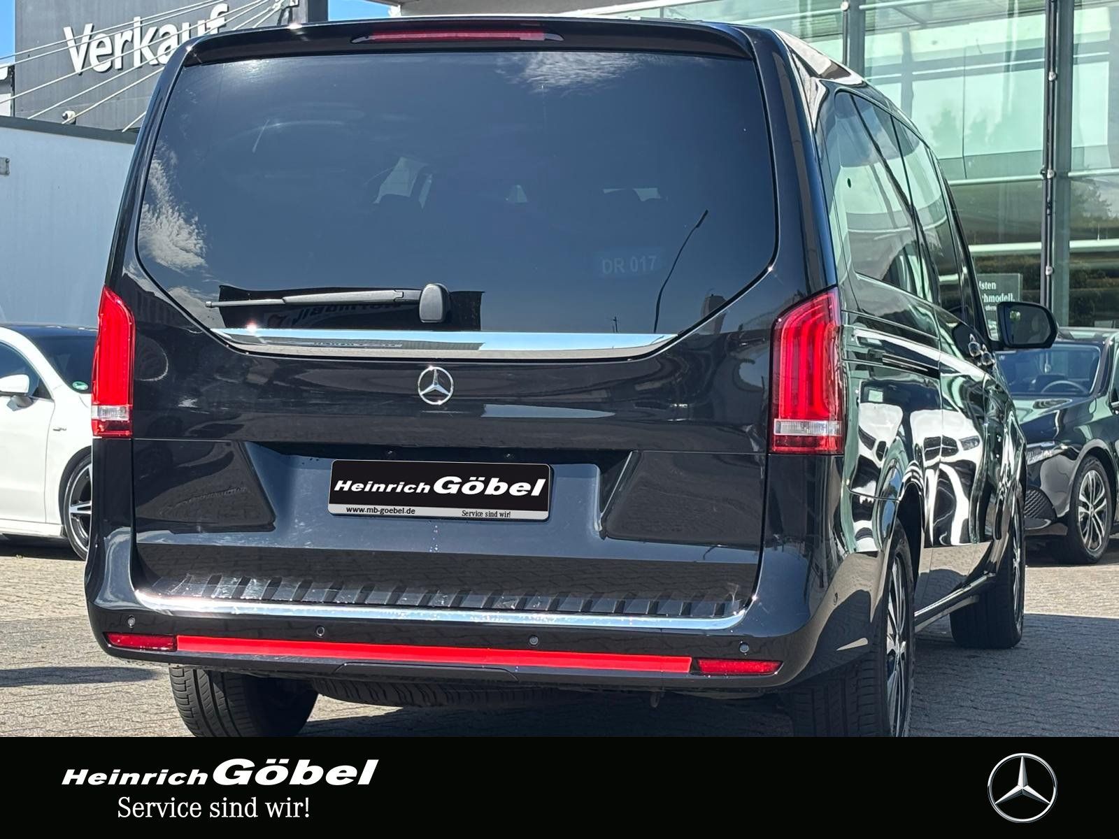 Fahrzeugabbildung Mercedes-Benz V 300 d 4M AVA-EDI*EXTRA-LANG*BURMESTER*360°KAME