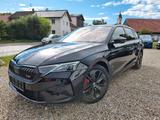 Skoda Octavia Combi 2.0 TSI 195 kW RS 5 Jahre Garantie