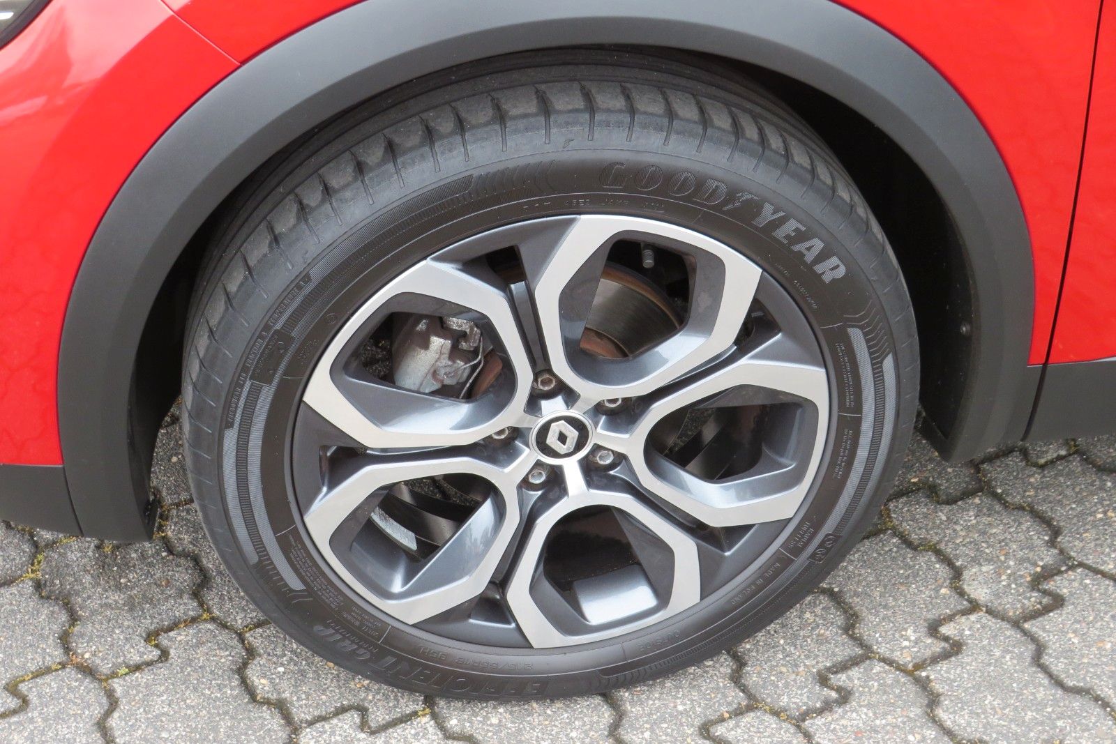 Fahrzeugabbildung Renault Captur II "INTENS" AHK NAVI 18` KAMERA SITZH.