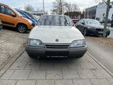 Opel Omega 2,0 Automatik Oldtimer/Wie Neu-JW-Zustand - Opel Omega Gebrauchtwagen in München