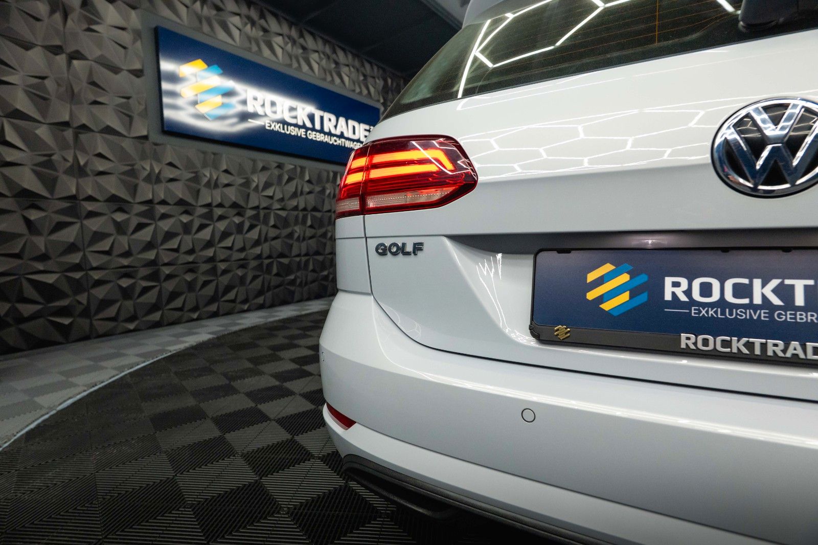 Fahrzeugabbildung Volkswagen Golf VII Variant Trendline *Perlmutt*Kamera*Navi