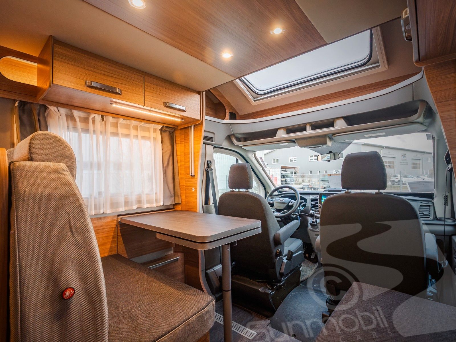 Fahrzeugabbildung Weinsberg CaraSuite FORD 650 MF #SAT #KLIMA #MEDIA #VOLL