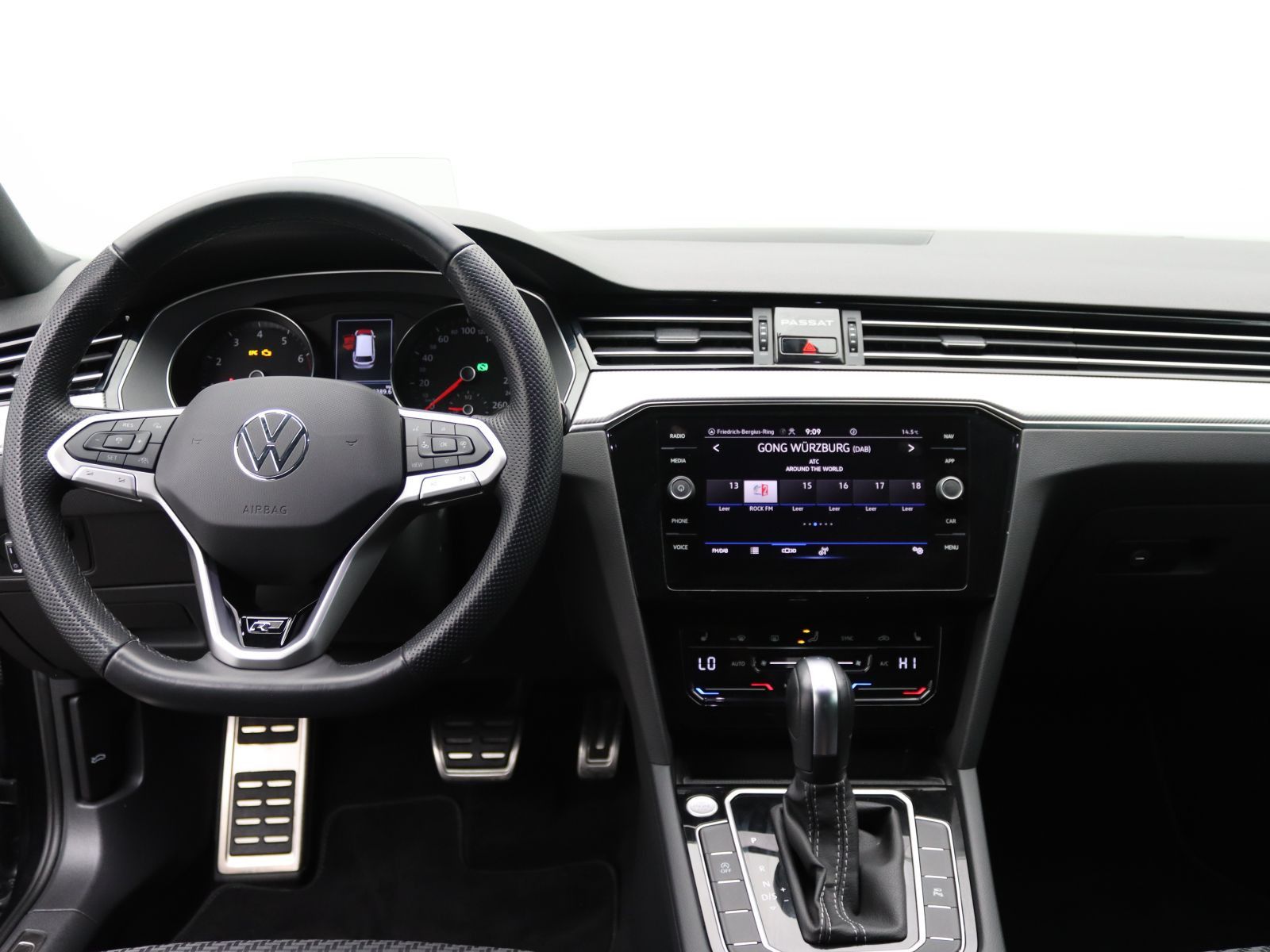 Volkswagen Passat Variant - Bild 17