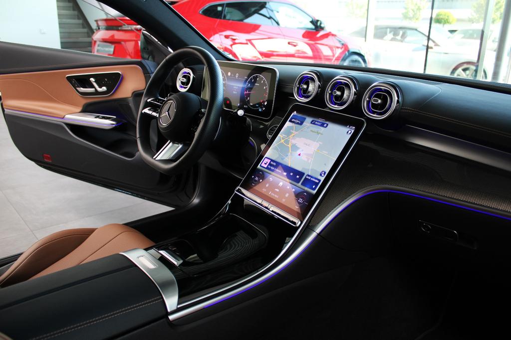 Mercedes-Benz CLE 200