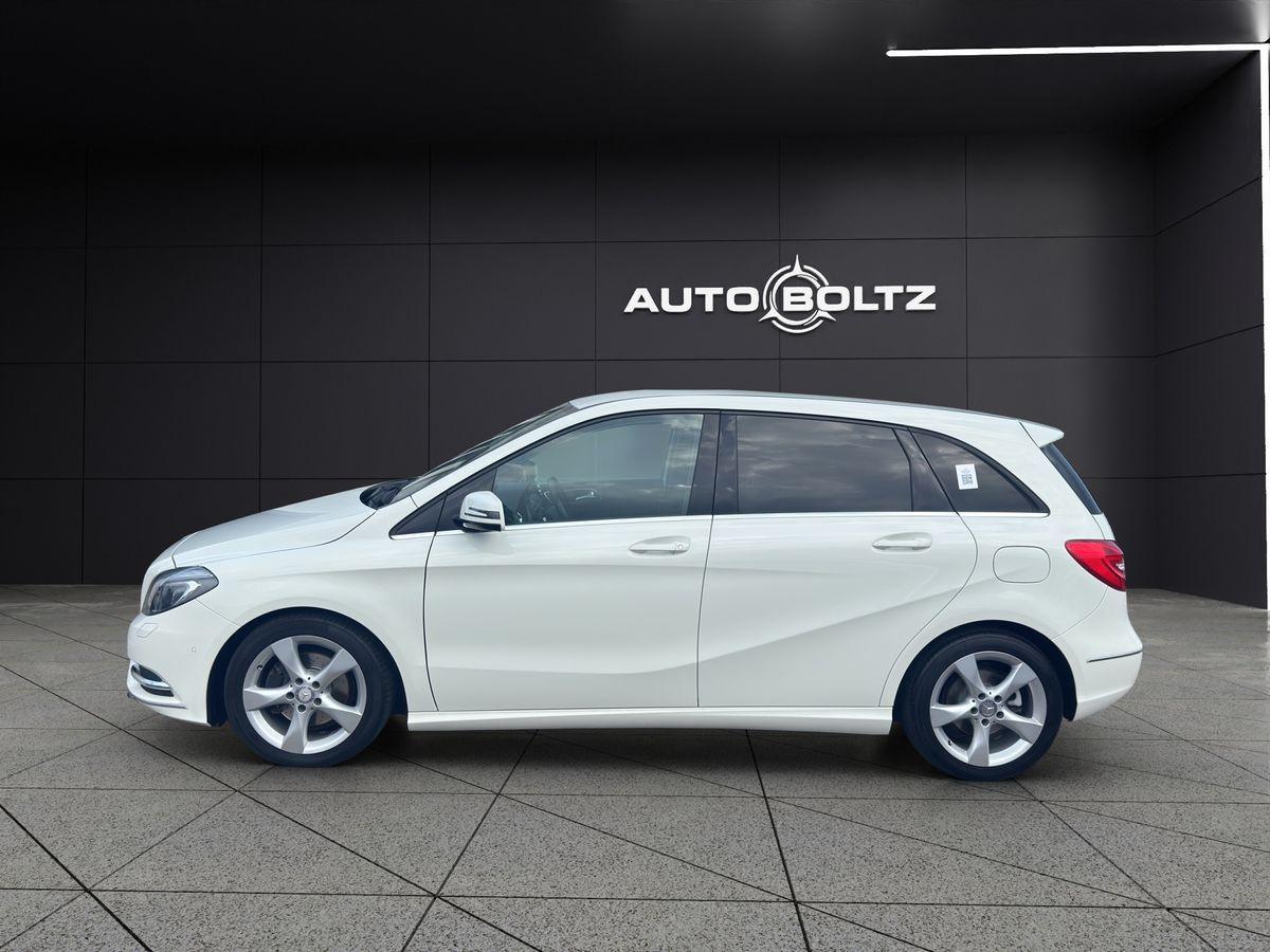 Mercedes-Benz B 180 Bi-Xenon  NAVI Park-Assistent AHK SHZ