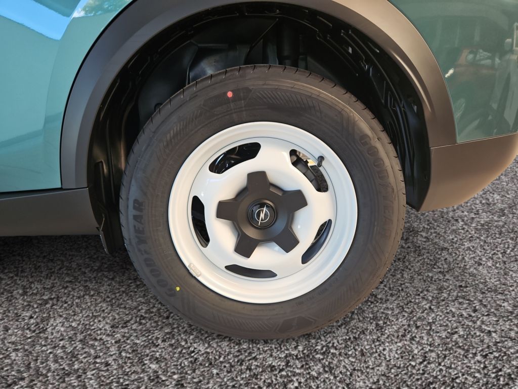 Fahrzeugabbildung Opel Frontera 1.2 DI Hybrid 48V eDCT Edition