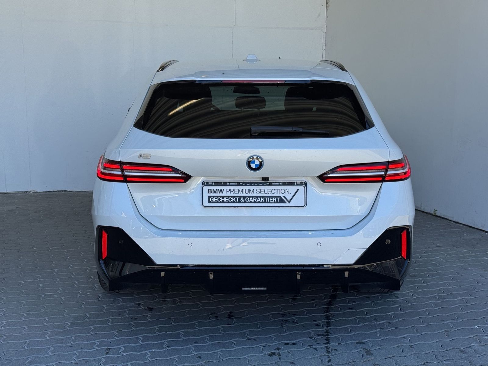BMW i5 M60 xDrive Navi.LED.360°.KomfZg.ACC.Wireless foto 3