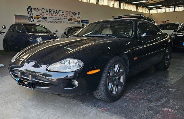 Jaguar XK8 4.0 Coupé 284cv ASI - 1998