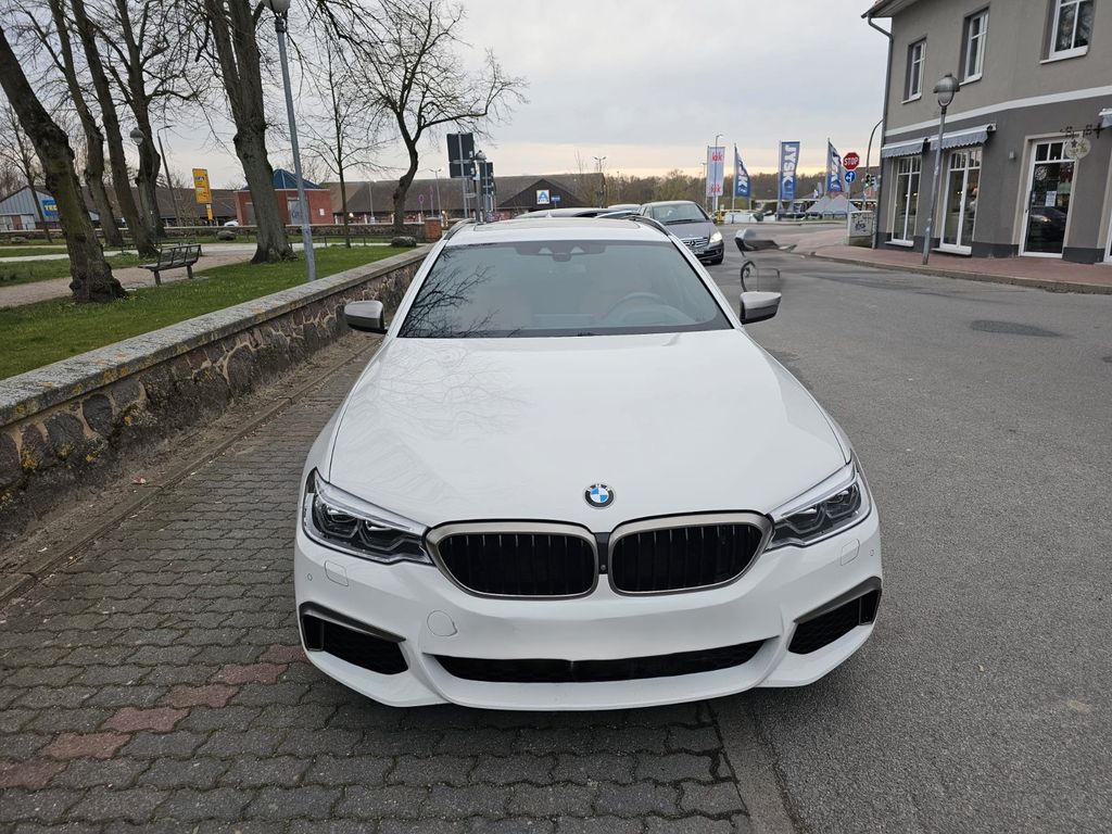 Image of BMW M550
