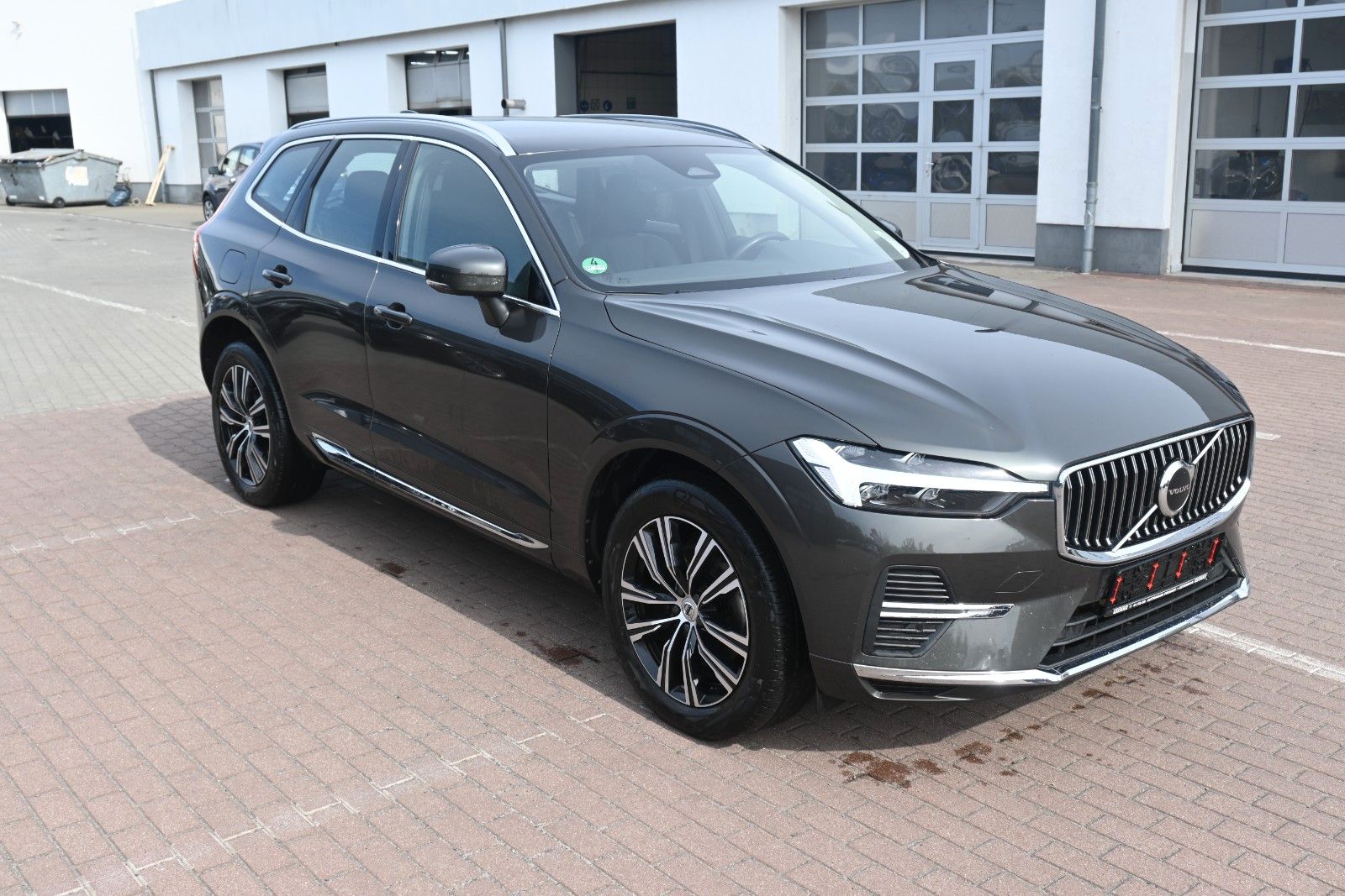 Fahrzeugabbildung Volvo XC60 B5 B Inscription AWD*PDC*AHK*FSHZG*