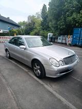 Mercedes-Benz Mercedes Benz E270 - gebrauchte Mercedes-Benz E 270 aus dem Jahr 2003