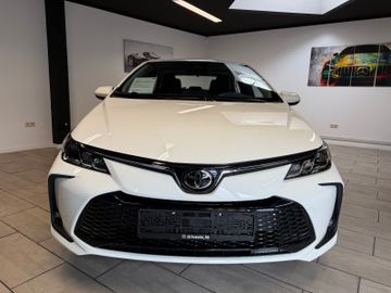 Toyota Corolla - 2