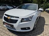 Chevrolet Cruze  2.0 120 kW D KAT LTZ Tüvneu 1hand leder - Chevrolet Cruze Gebrauchtwagen