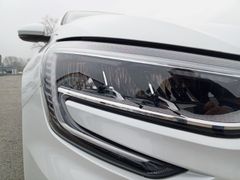 Fahrzeugabbildung Megane IV Grandtour Zen 1.3 TCe 140 EDC EU6d