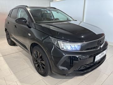 Fotografie 3 des Opel Grandland (X) Grandland 1.2 DI Automatik GS