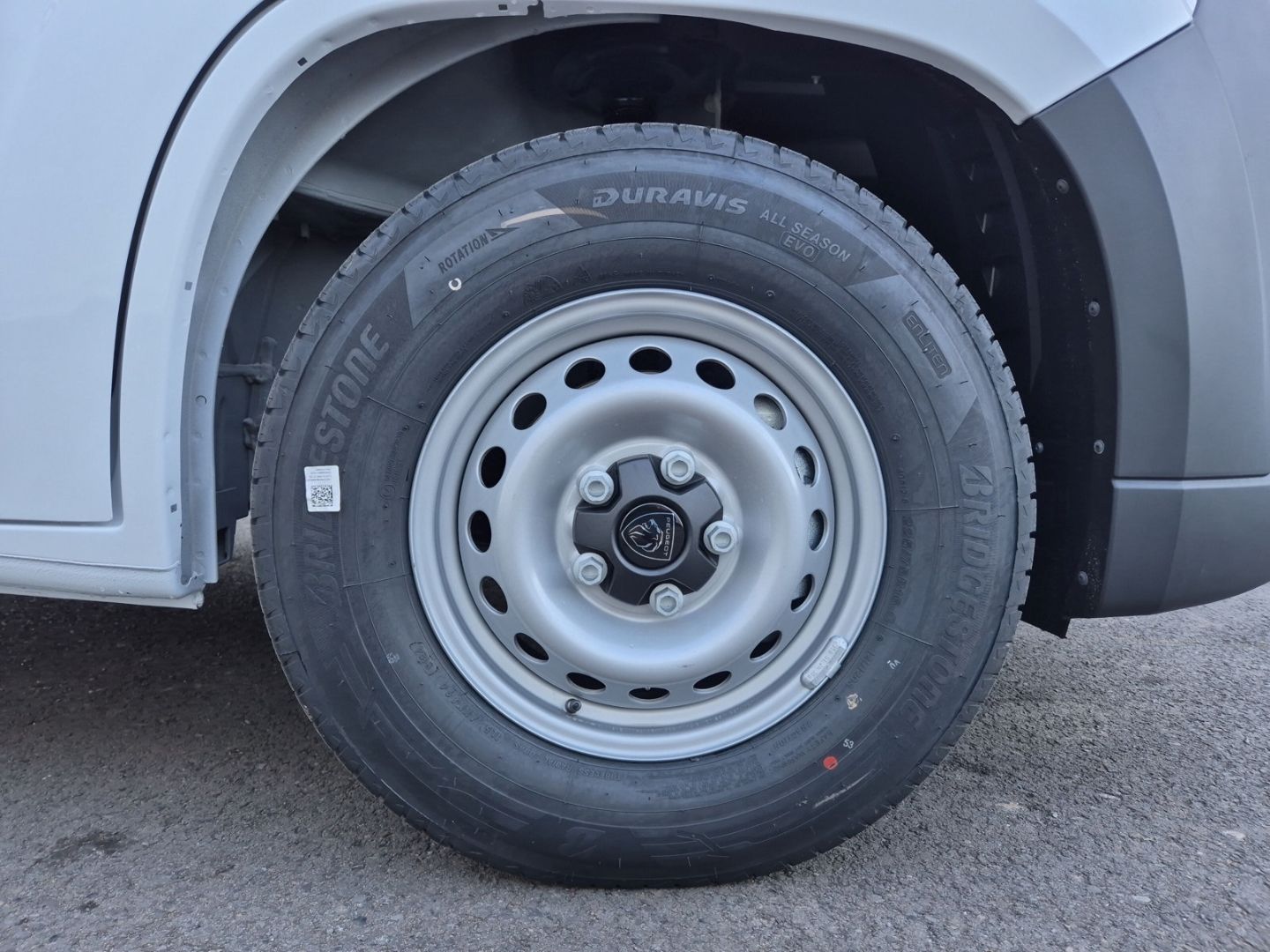 Fahrzeugabbildung Peugeot Boxer KW 35 L3H2 BlueHDi 140 AT AHK-abn. DAB