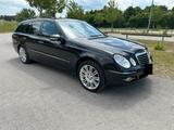 Mercedes-Benz E 320 CDI 4MATIC T AVANTGARDE 7 Sitzer - Mercedes-Benz E 320: Cdi 4matic