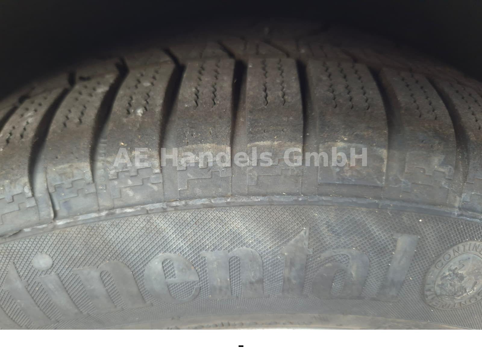 Mercedes-Benz E250 2013 — photo 19