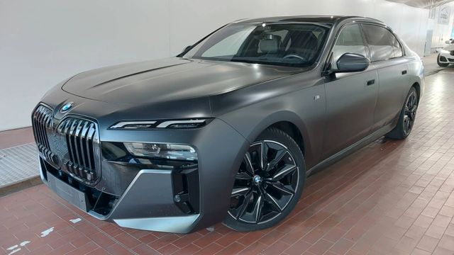 BMW 740 7  d xDrive M Sport (Fahrzeug-Nummer 43590965489888)