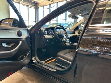 MYAUTOCENTER – Gebraucht- und Jahreswagen mit Werkstattservice in Pfaffenhofen Mercedes-Benz E 200 d *LED*Kamera*PDC*