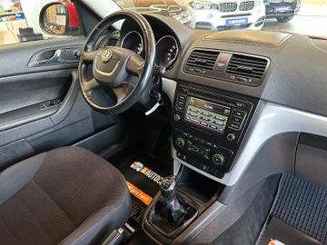 Skoda Yeti Ambition *SportSitze*TEMPO*PDC*2-Zonen*