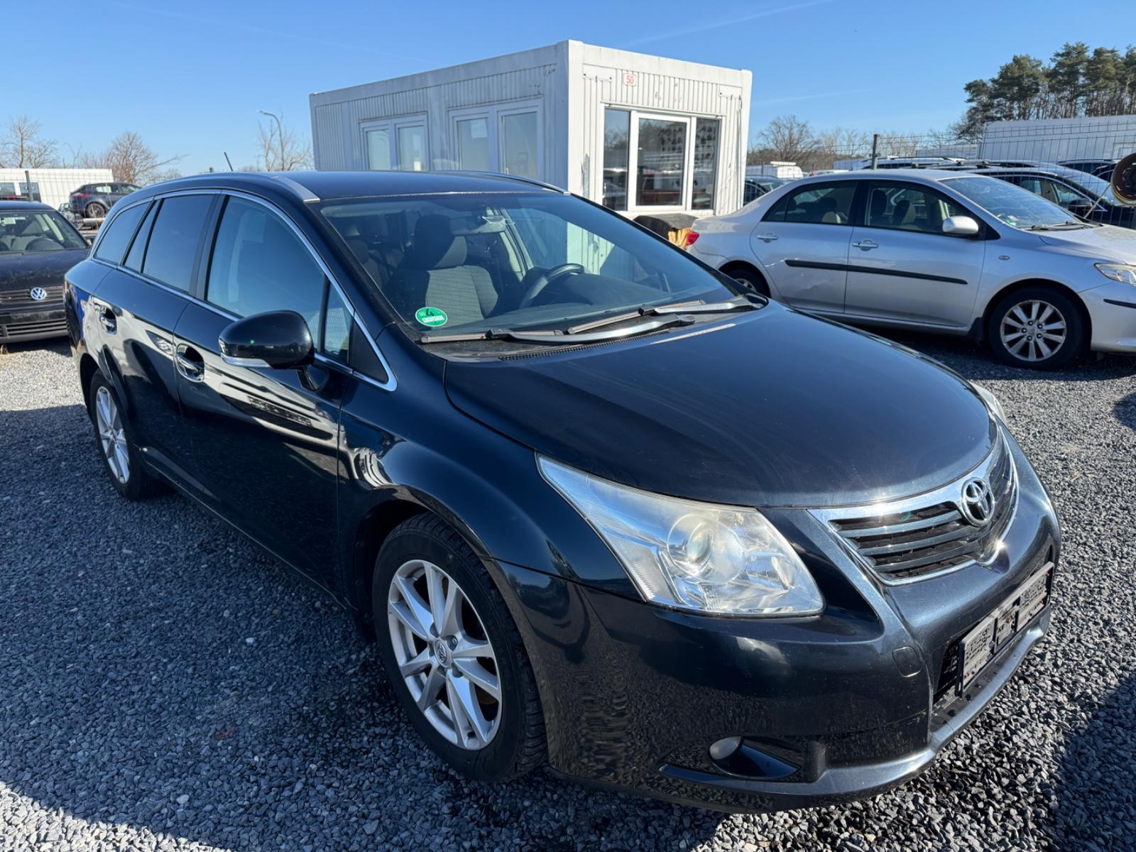 Toyota Avensis Kombi Edition 2,2 Diesel