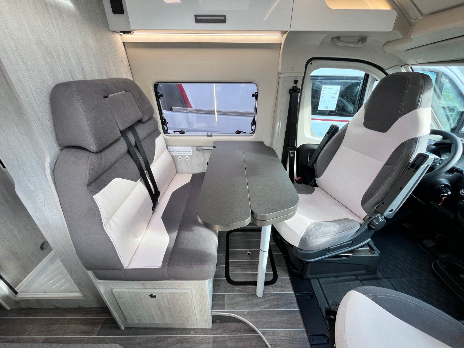 Fahrzeugabbildung Roller Team Livingstone 6 XL Herbst Deals