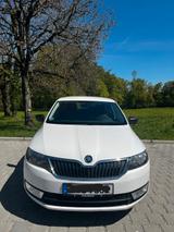 Skoda Rapid 1.2 TSI Active Active - Skoda Rapid in München