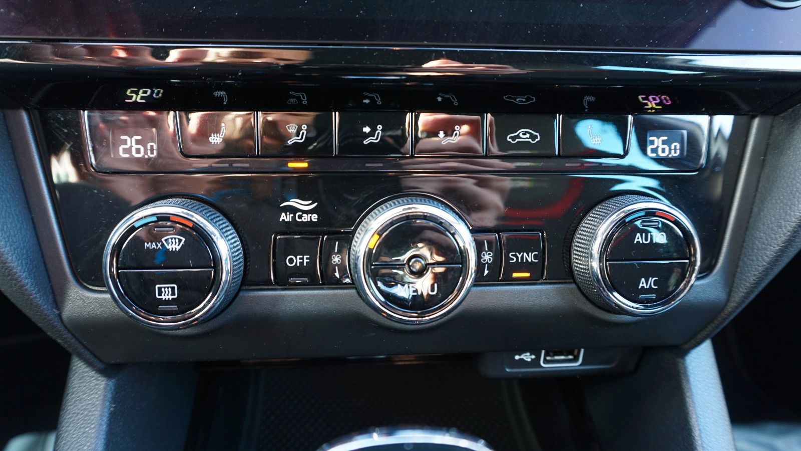 Fahrzeugabbildung SKODA Octavia Combi RS,DSG, Navi,ACC,Memory,LED,+WR