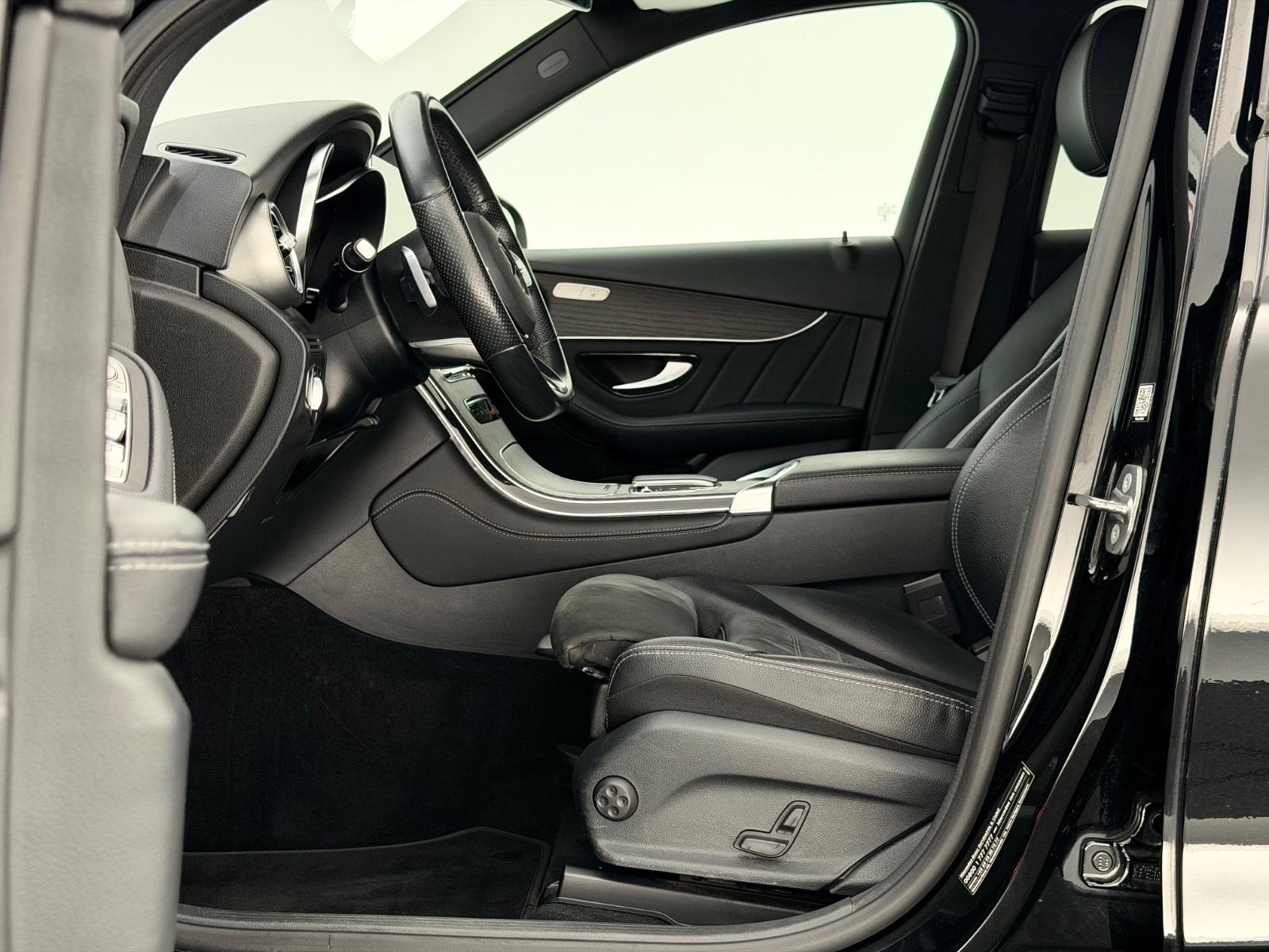 Mercedes-Benz GLC 300d 4Ma.*AMG LINE*LED-AHK-R.KAM-MBUX-TEMPO