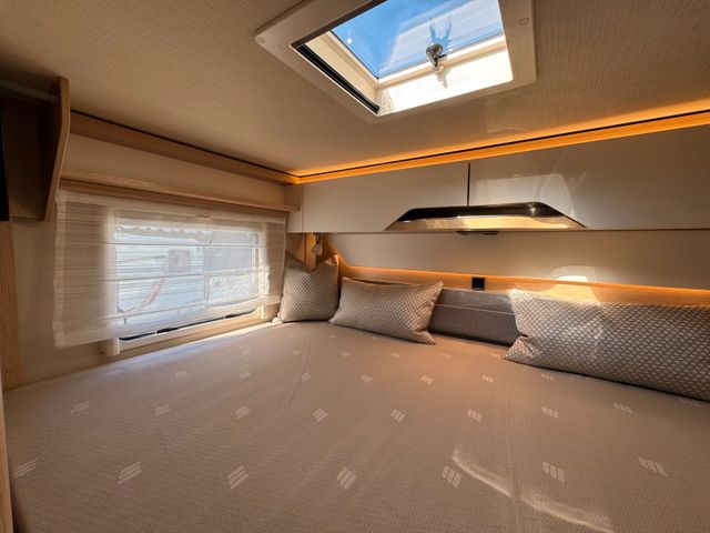 HYMER / ERIBA / HYMERCAR B MC T 550 White Line-Mercedes-Autom-Solar-Distr