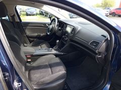 Fahrzeugabbildung Megane IV Grandtour Limited Deluxe 1.3 TCe 140 E