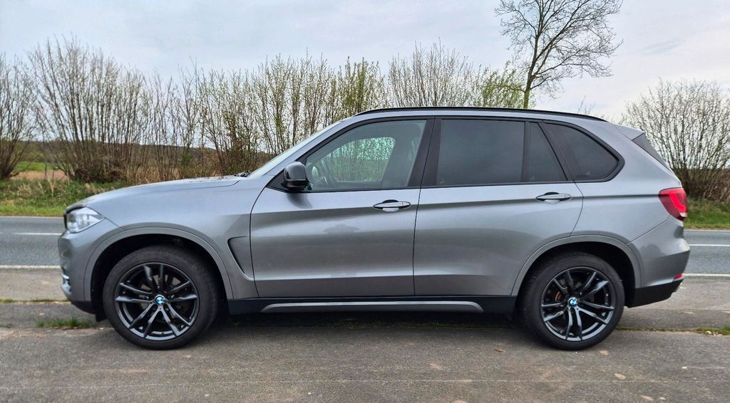 Image of BMW X5