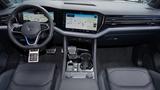 Volkswagen TOUAREG R*E-HYBRID*ACC*IQ LIGHT*PANO*AIR* - Volkswagen Touareg in Hamburg