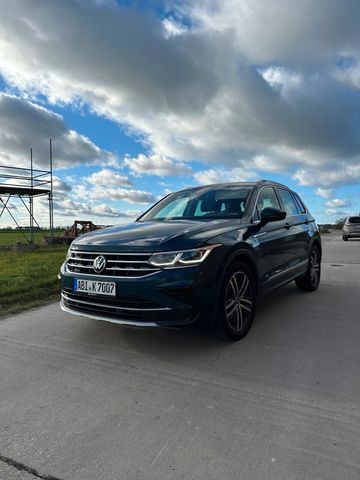 Volkswagen Tiguan 2.0 TDI 4 Motion DSG.Matrix