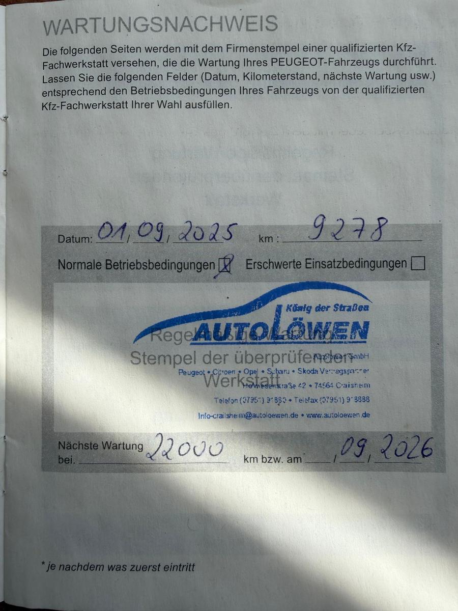 Peugeot 308 1.5HDi EAT8 Active Pack Navi LED SHZ PDC v+h