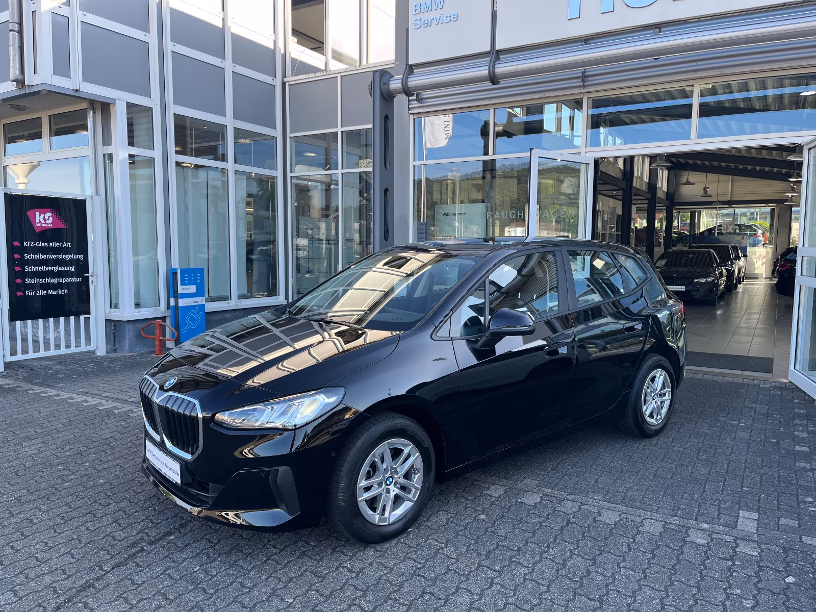 BMW 218iA Active Tourer U06 LED/Navi/RFK/Parkassist.