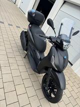 Piaggio Beverly 400 HPE SE Deep Black - PIAGGIO BEVERLY 400 HPE