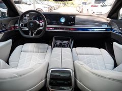 BMW 740 – 18 / 35