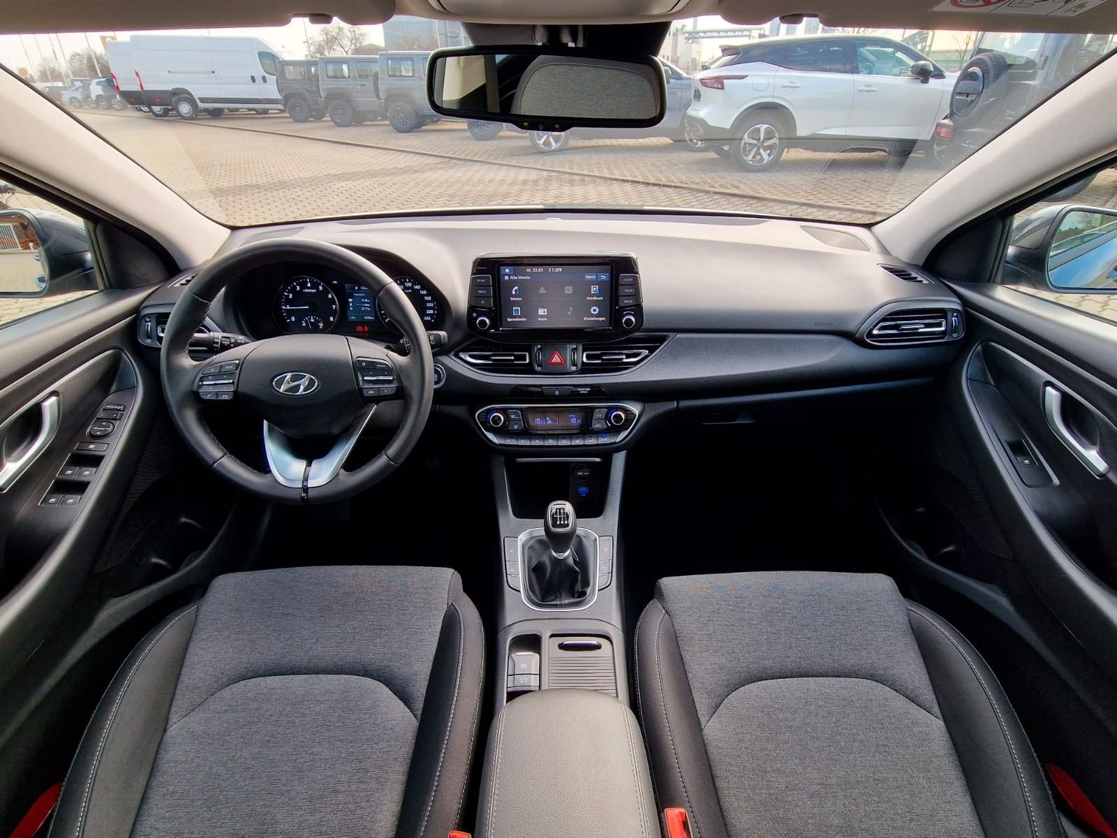 Fahrzeugabbildung Hyundai i30 1.0 T-GDI Trend Li. SHZ+CAM+KEYLESS