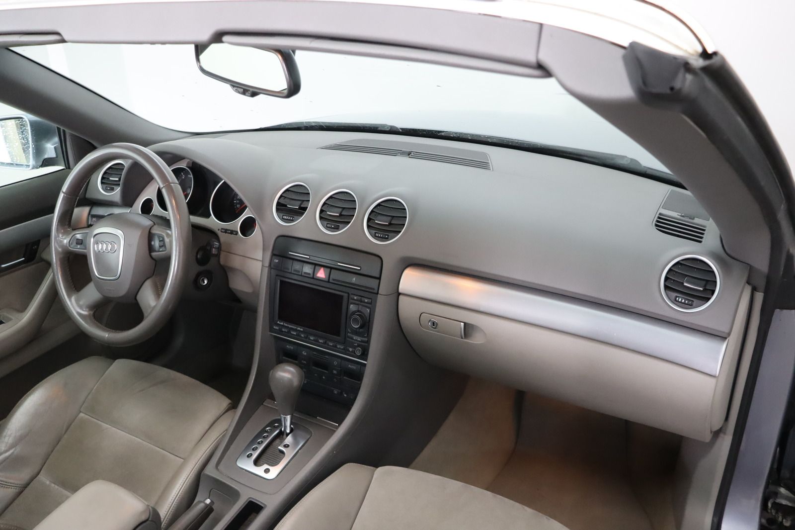 Fahrzeugabbildung Audi A4 Cabriolet 2.0 TDI Top-Zustand * Automatik