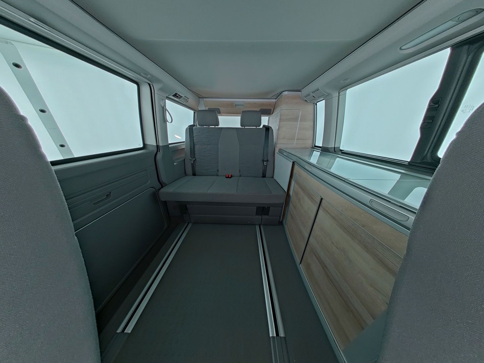 Volkswagen T6.1 Multivan California Ocean 4Motion ACC LED foto 17