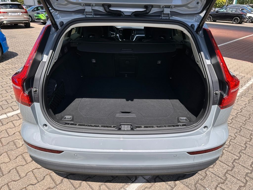 Volvo V60 Kombi B3 Core *ACC*beh.Lenk*Sitzh.v/h*