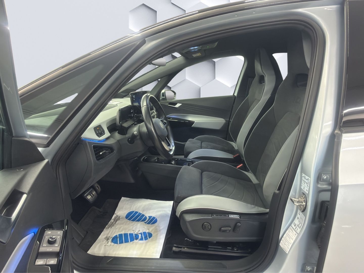 ID.3 Pro S 150kW MatrixLED HuD GJR PDC ACC 360°K